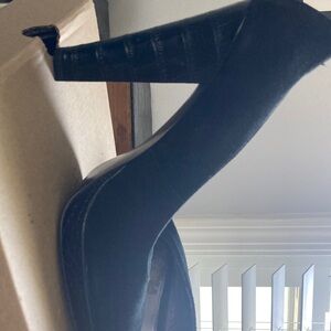 Elegant Black High Heel Shoes